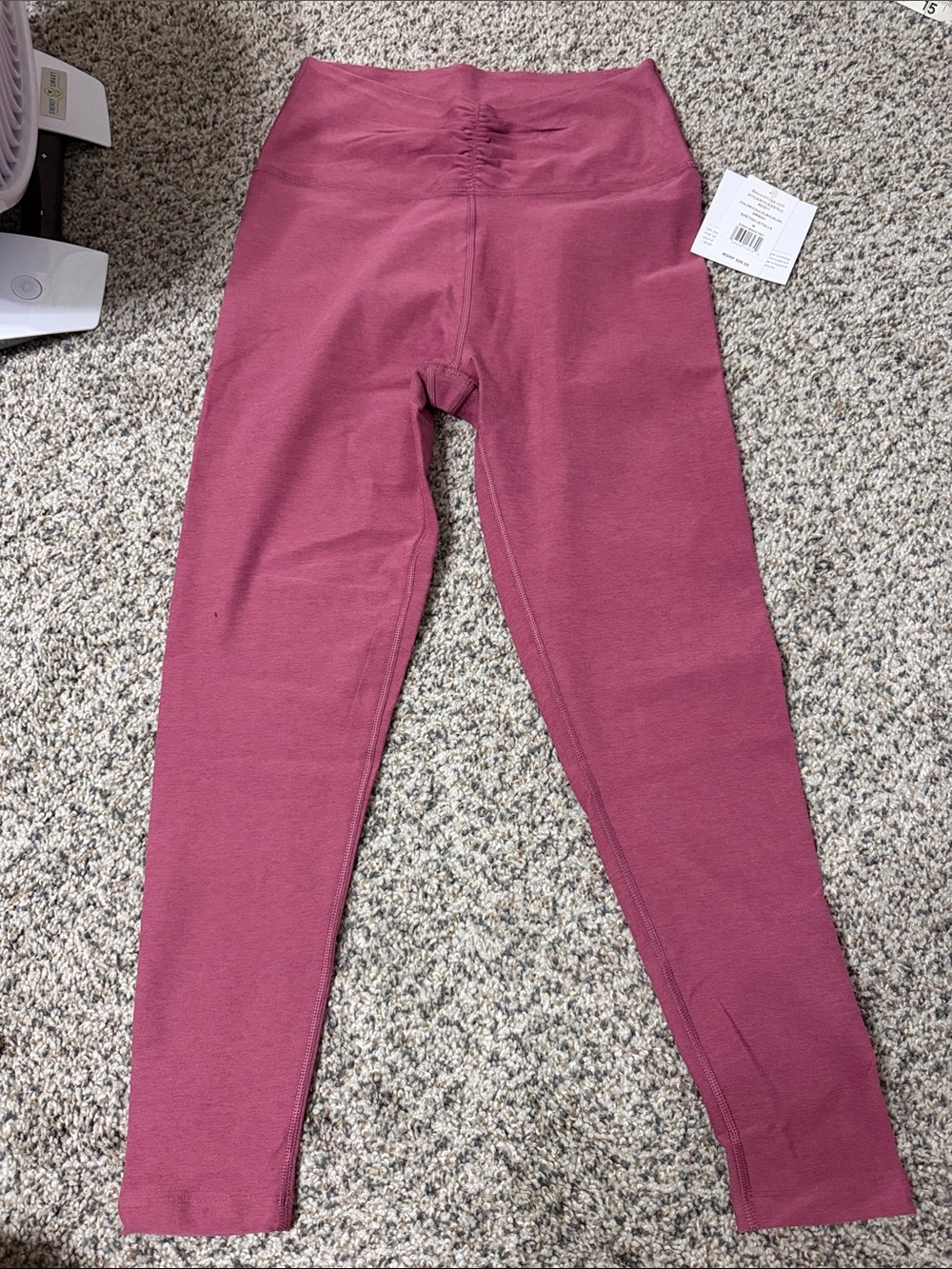 Beyond Yoga Spacedye centered midi legging medium mauve heathered